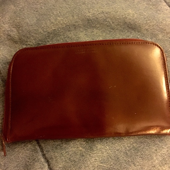 Burgundy Zip Wallet - Picture 1 of 2